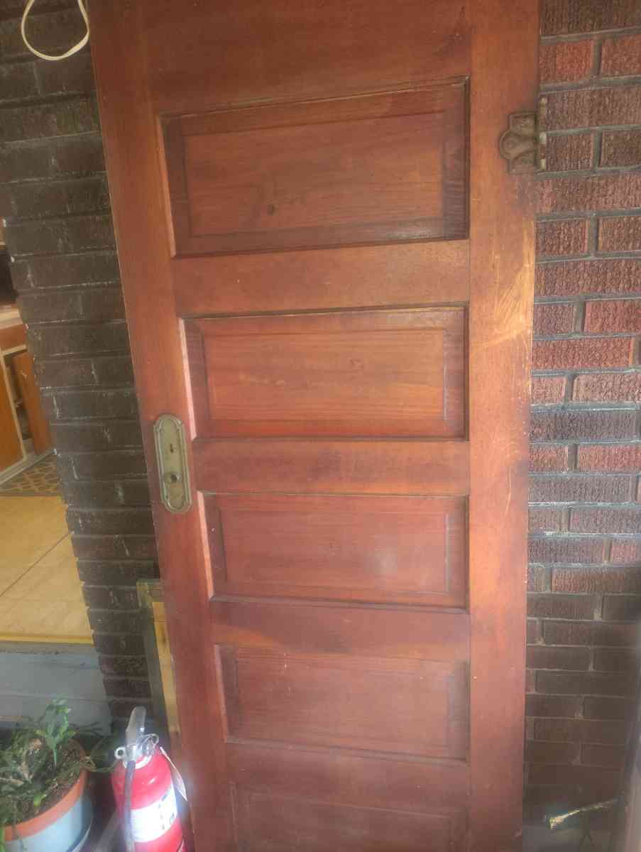 FIVE PANEL ANTIQUE WOODEN DOOR - Rossford, Ohio