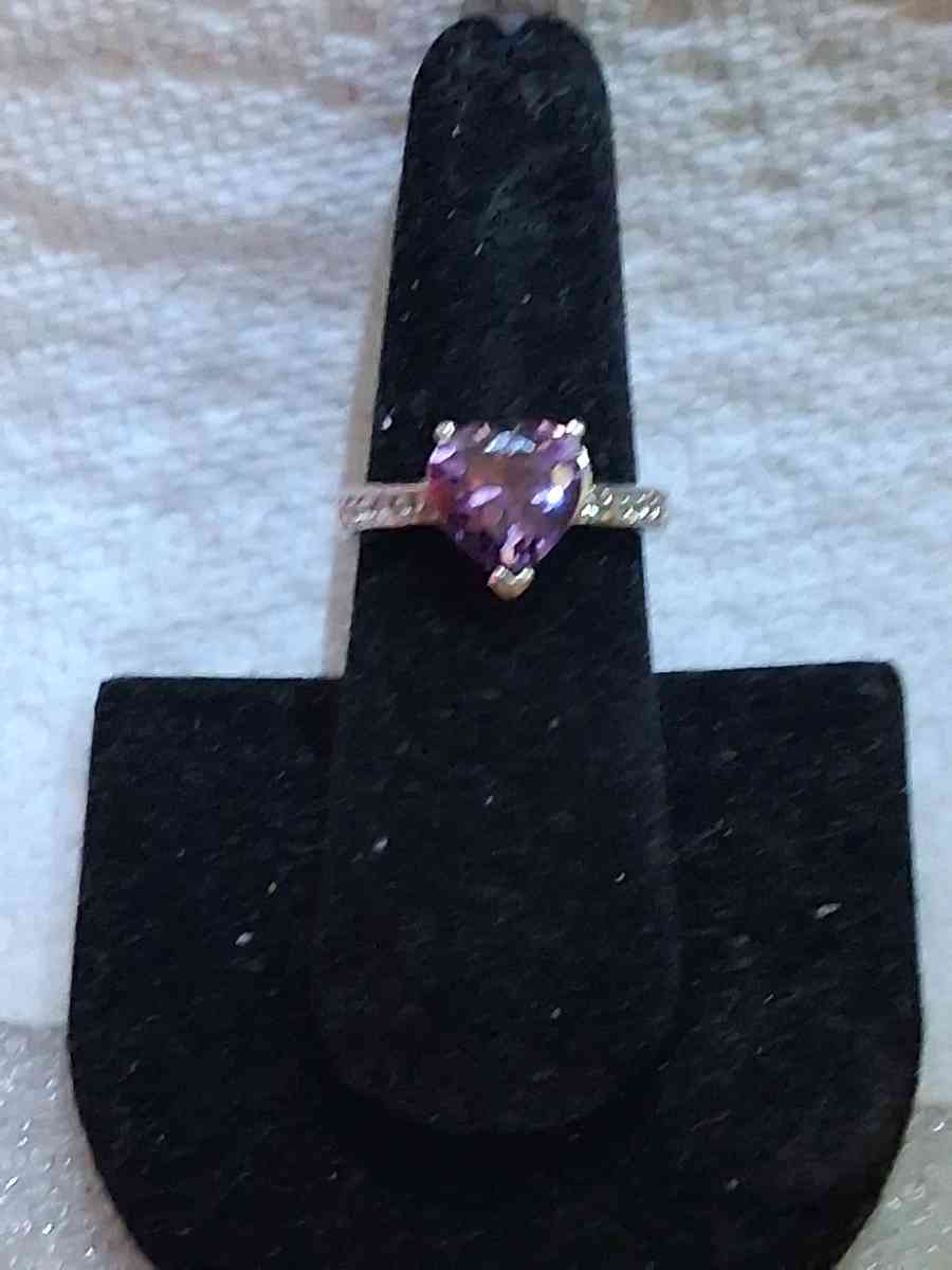 14k white gold diamond and amethyst ring - Easton, Pennsylvania - FleaMarketBay