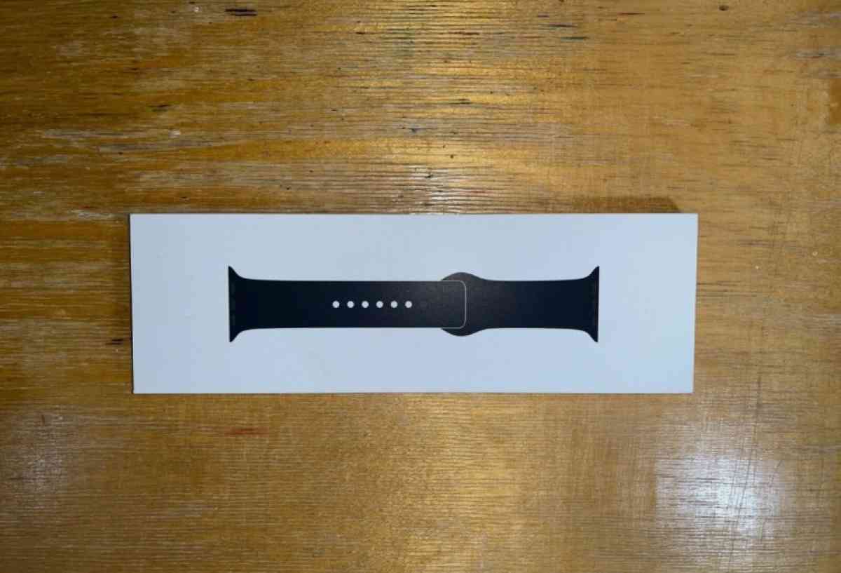 Siri 10 Apple Watch with charger and port - Alicia, Arkansas - FleaMarketBay