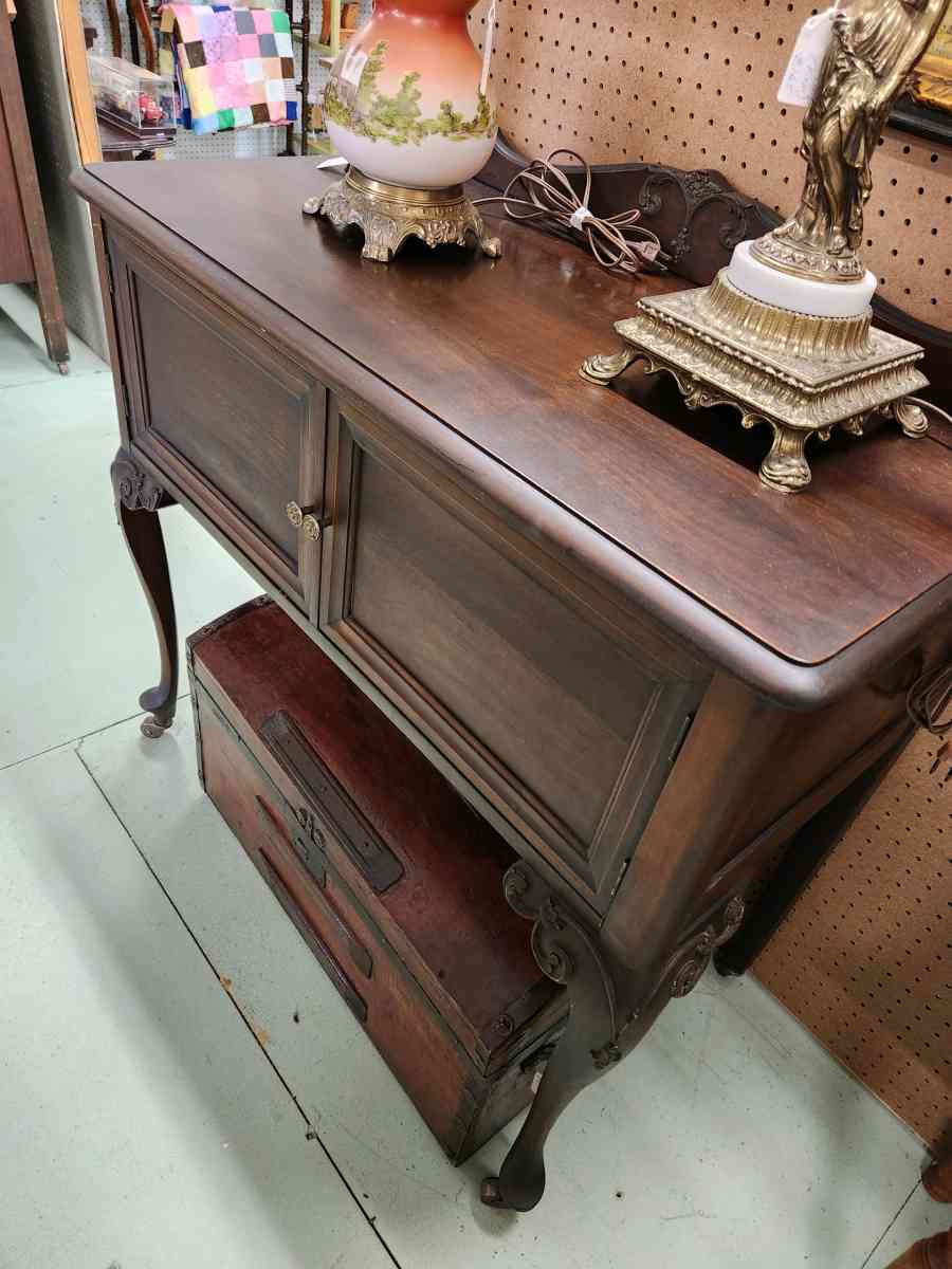 Beautiful antique server buffet or sideboard - Alexander, North Carolina - FleaMarketBay