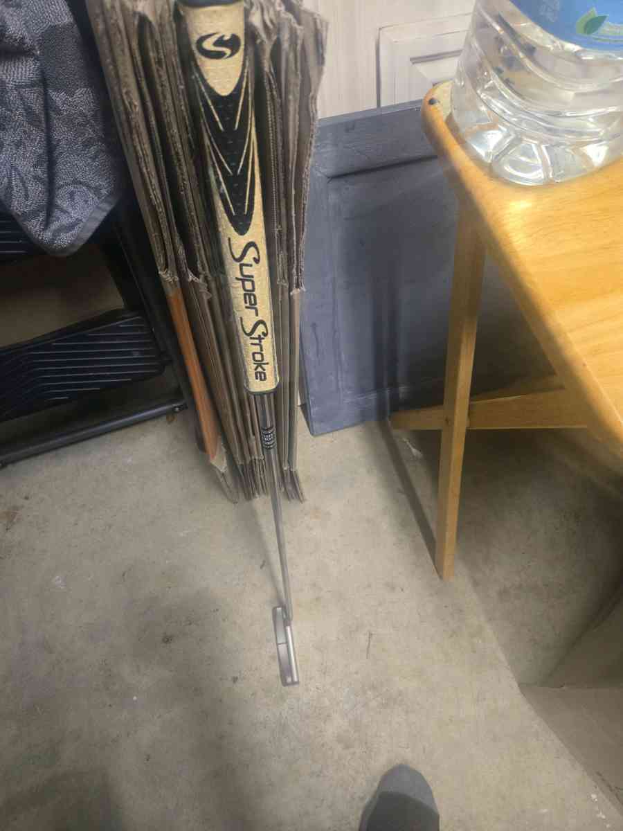 golf clubs and golf bag - Chino Hills, California - FleaMarketBay