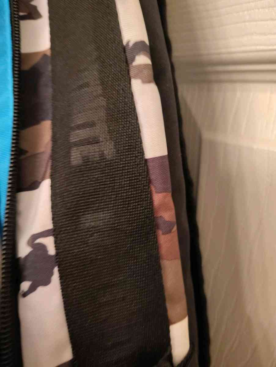 Youth mens Fortnite backpack - Kissimmee, Florida - FleaMarketBay