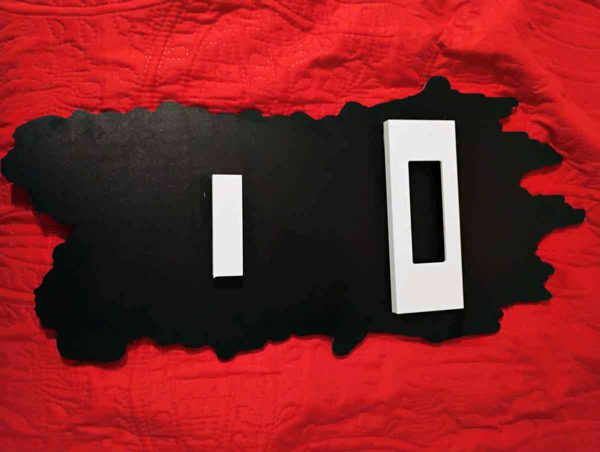 Acrylic wall mount - Fort Lauderdale, Florida