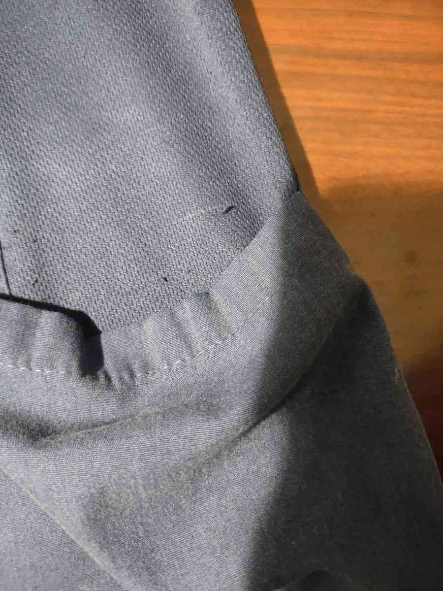 CVS womens uniform scrub tops - Inola, Oklahoma - FleaMarketBay