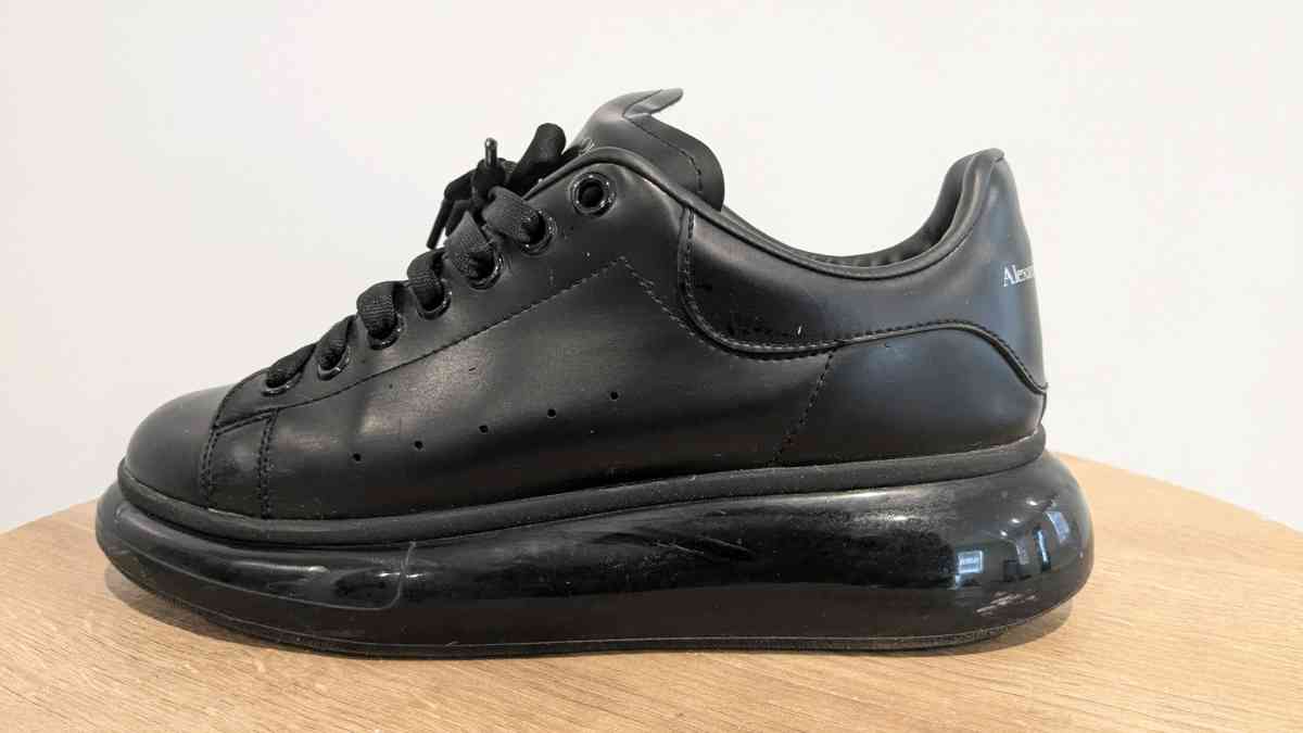 Alexandra McQueen - Silver Spring, Maryland - FleaMarketBay