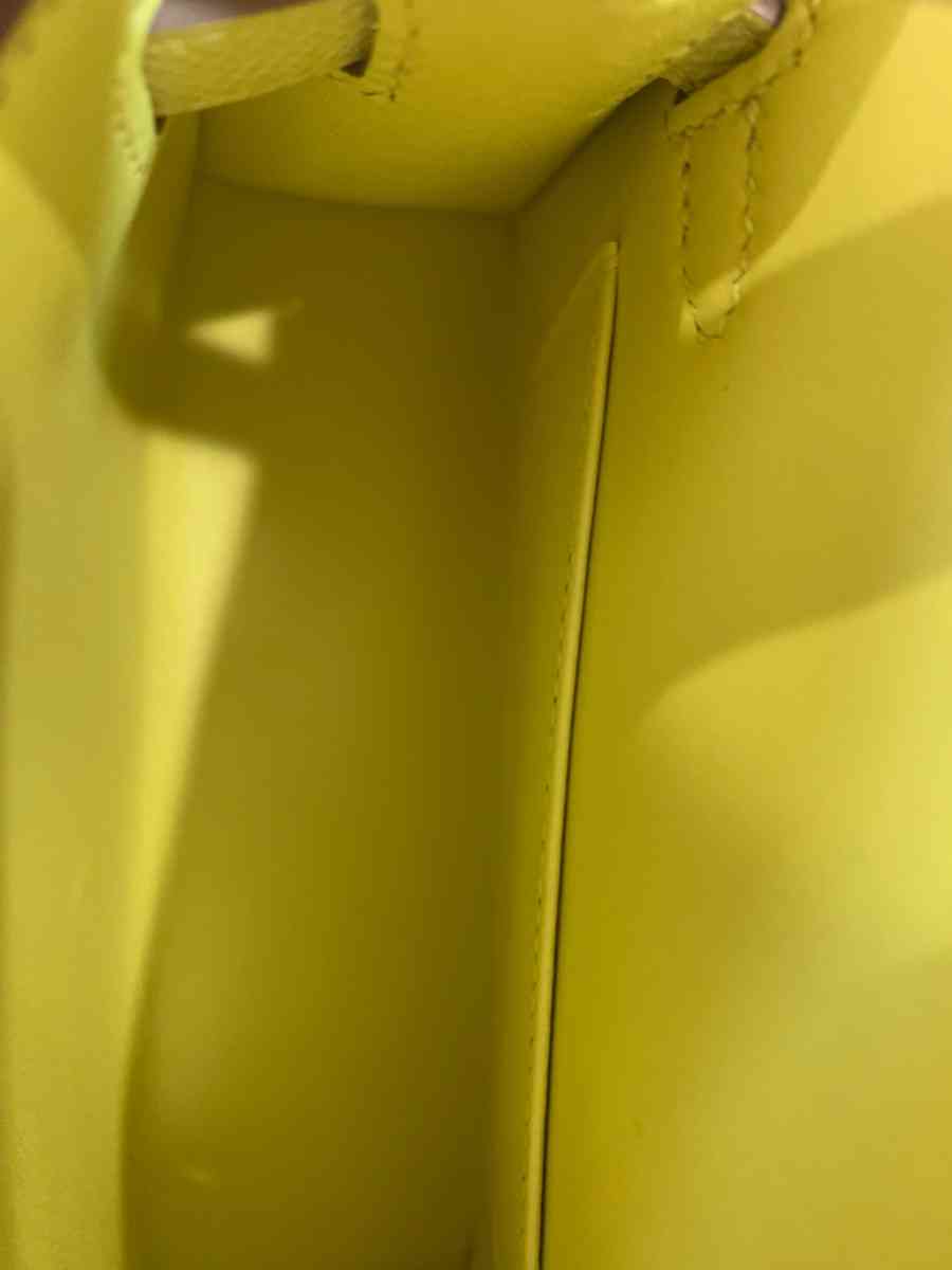 Hermes Mini Kelly Epsom Yellow - Adelanto, California - FleaMarketBay