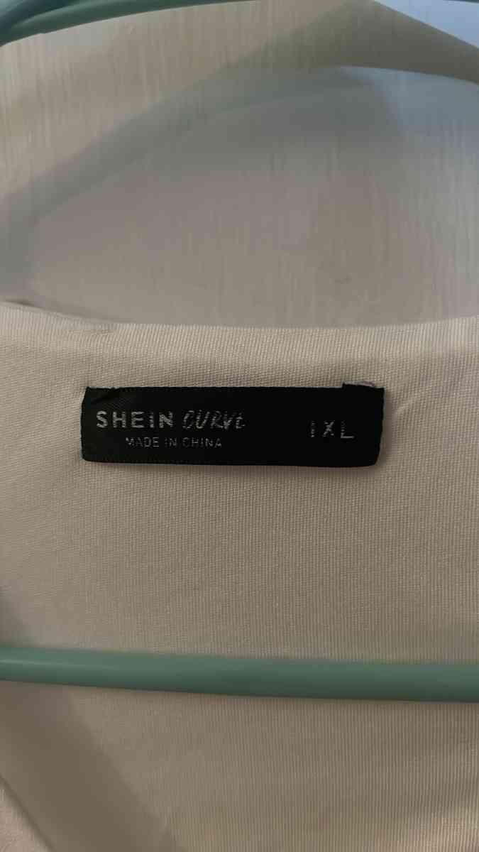 SHEIN Curve White Cutout Back Bodysuit  Size 1XL Spring Summ - Atlanta, Georgia - FleaMarketBay