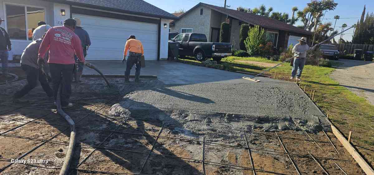 construccin - Adelanto, California - FleaMarketBay