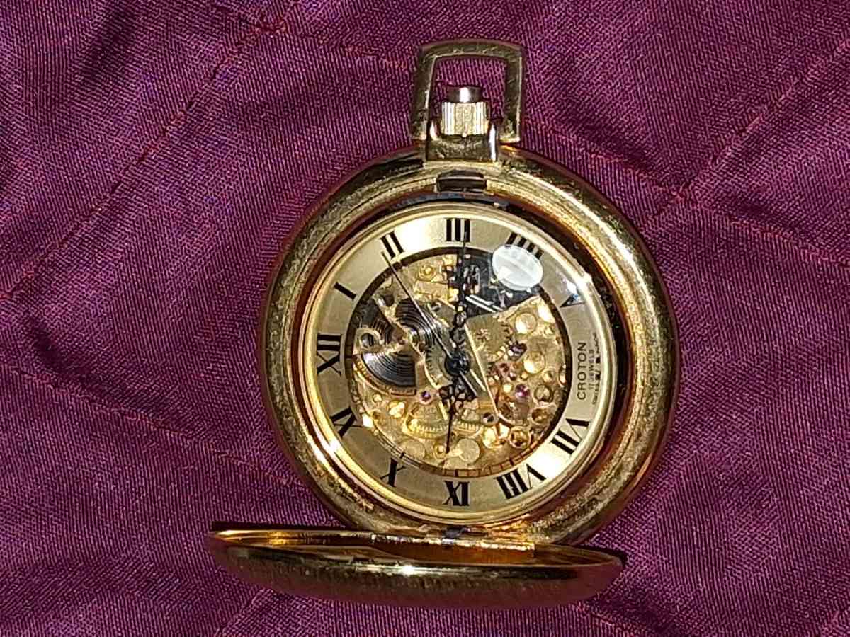 Vintage Swiss 14k gold filled Croton ladies pocket watch 17j - Easton, Pennsylvania - FleaMarketBay