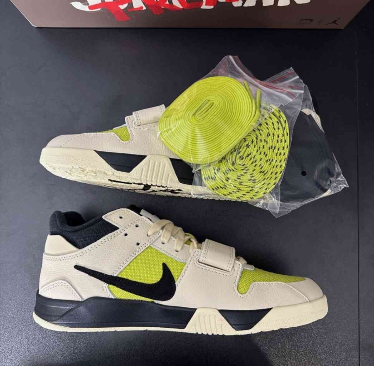 size 9 Nike Jordan air Jumpman Travis Scott edition - Alicia, Arkansas - FleaMarketBay