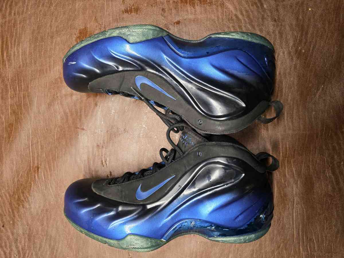 Nike Mens Zoom Foamposite Lite size 9 BlackDk Neon Royal - Clinton, Maryland - FleaMarketBay