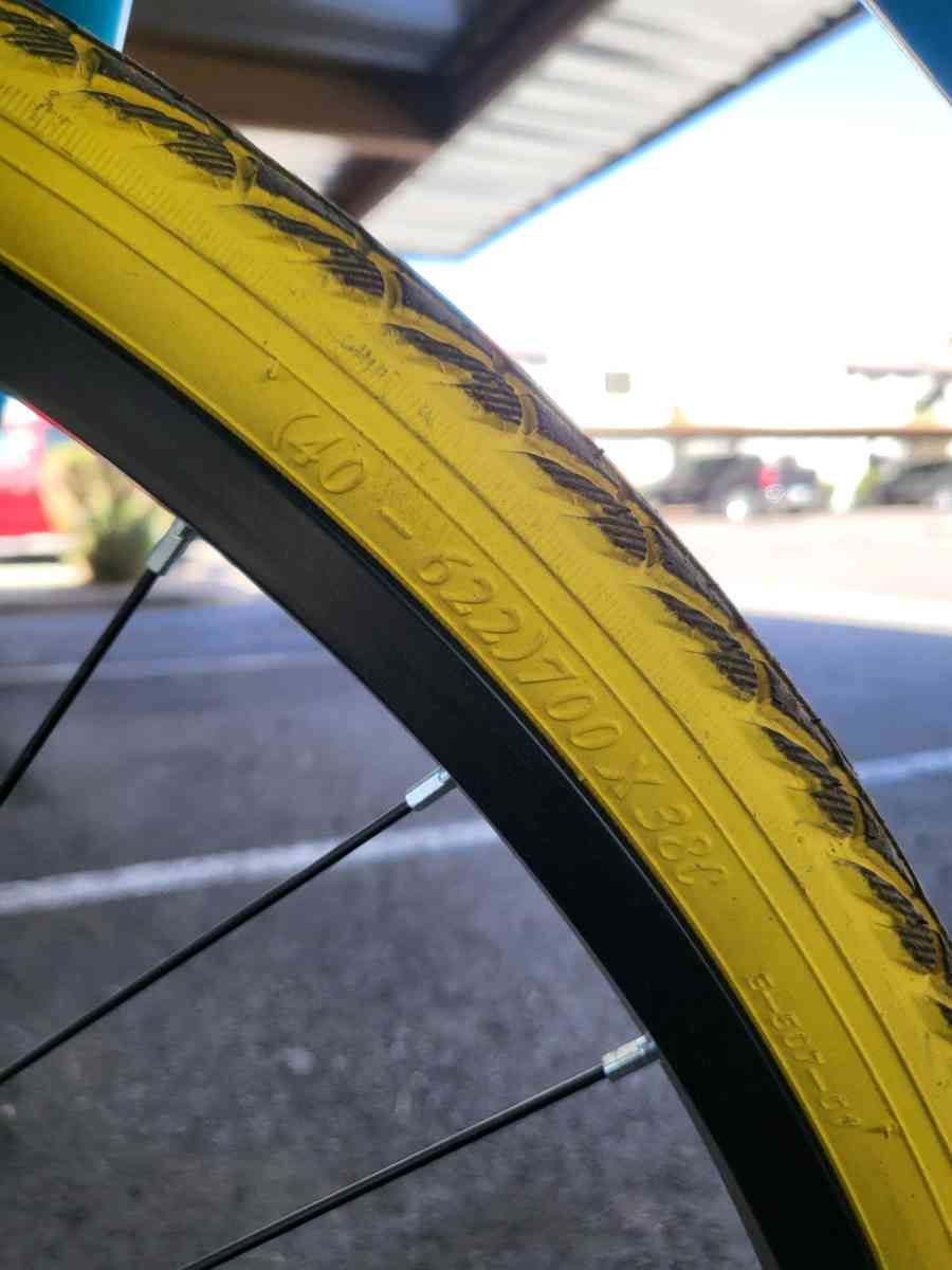 700c Kent Ridgeland Hybrid Bike - Phoenix, Arizona - FleaMarketBay