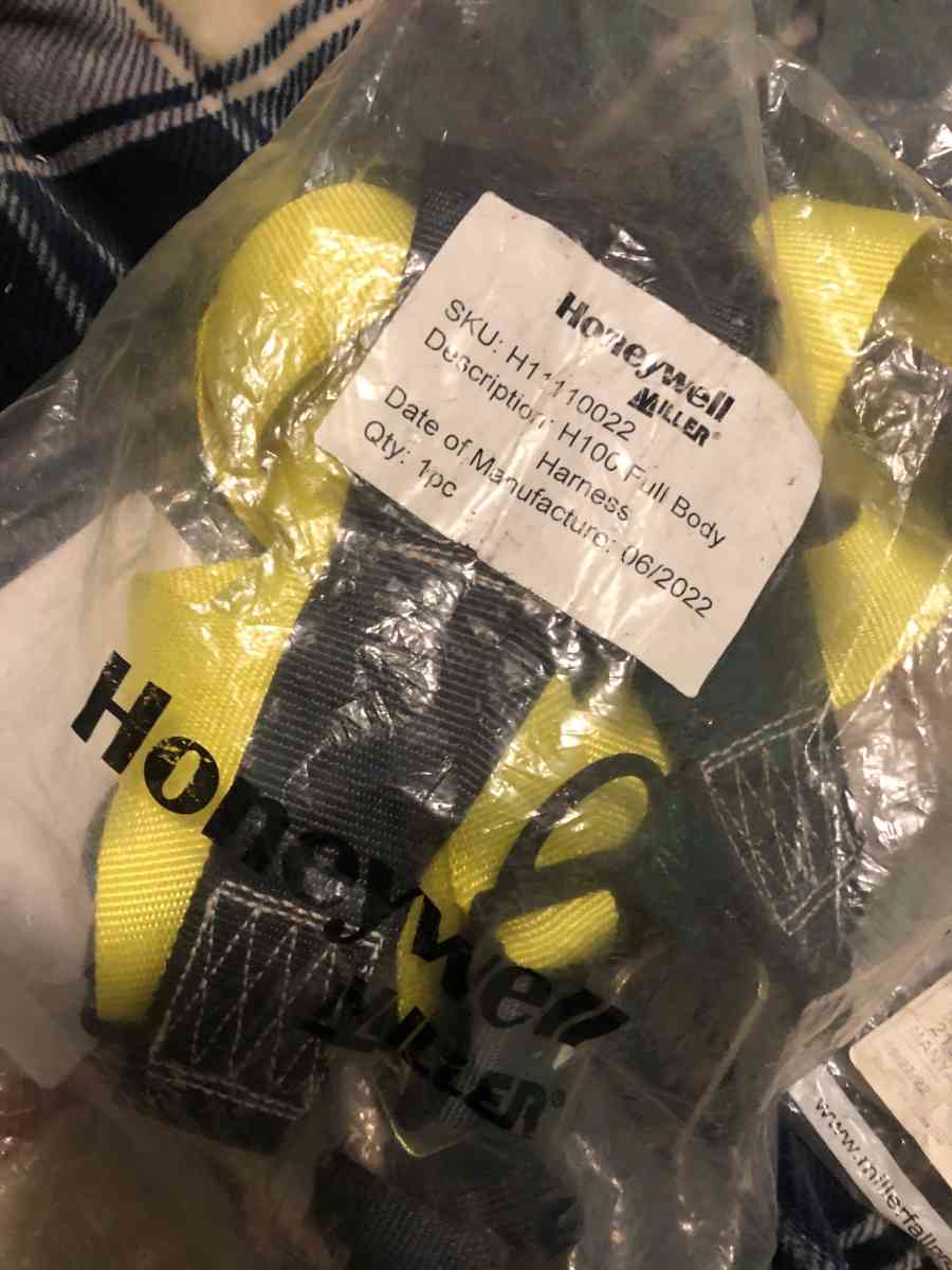 Full body harness - Albany, New York