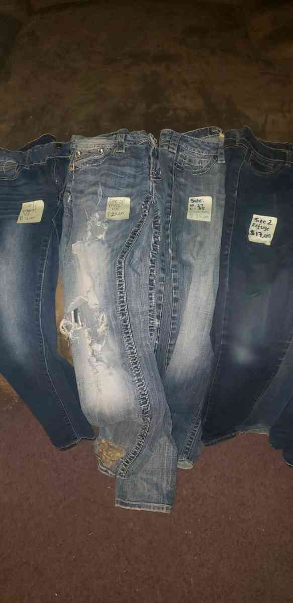 all size jeans - Rushville, Missouri - FleaMarketBay