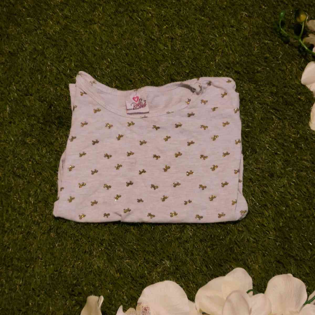 Girls Light Pink Tee with Gold Bee Pattern - Baltimore, Maryland - FleaMarketBay