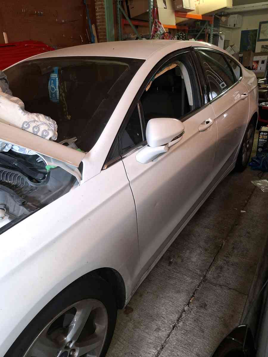 Ford fusion SE 2015 - Seattle, Washington - FleaMarketBay