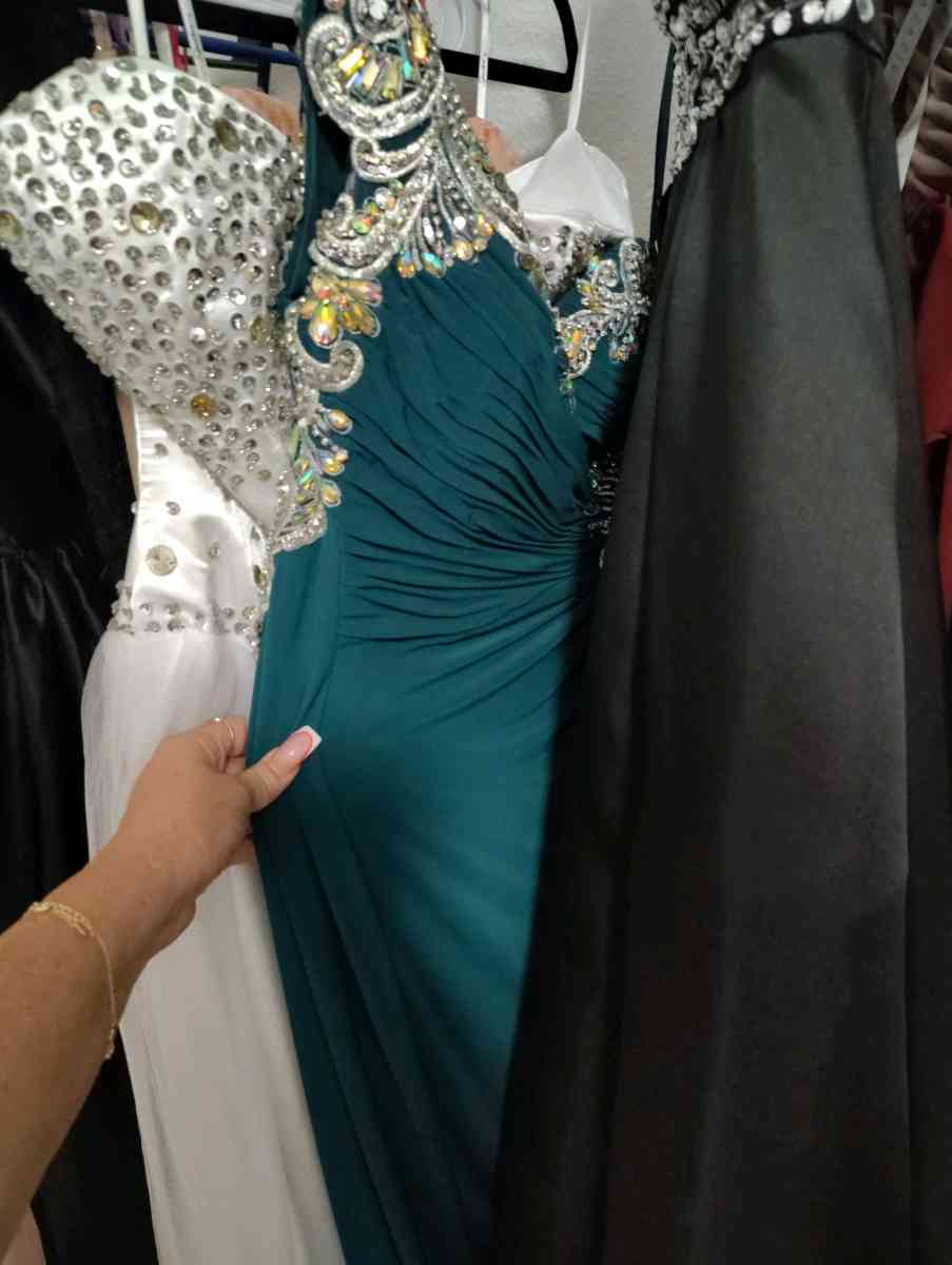 womens evening formal dresses - Kissimmee, Florida - FleaMarketBay