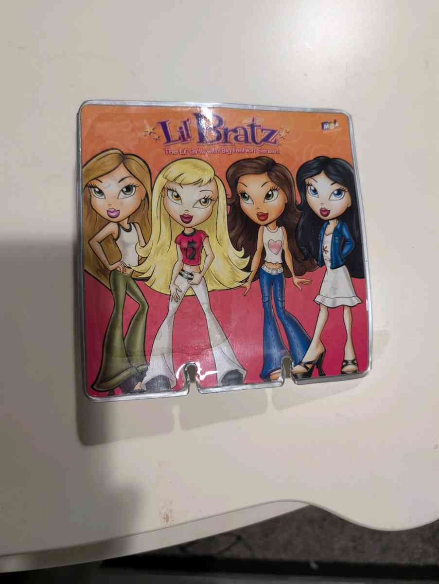 Pink and Blue Trendy Cartoon Accessories - Baltimore, Ohio - FleaMarketBay