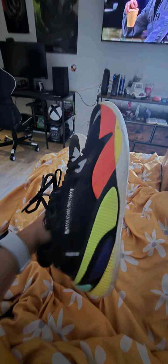 Puma sneakers - Orlando, Florida - FleaMarketBay