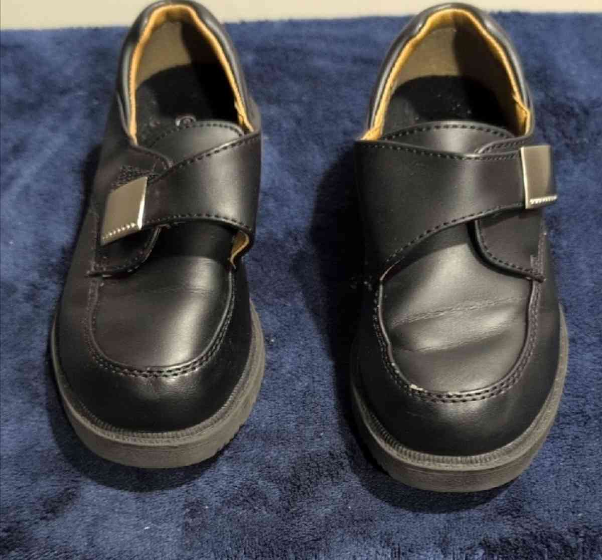 Boyss Black Leather Shoes size 9 - Baltimore, Ohio - FleaMarketBay