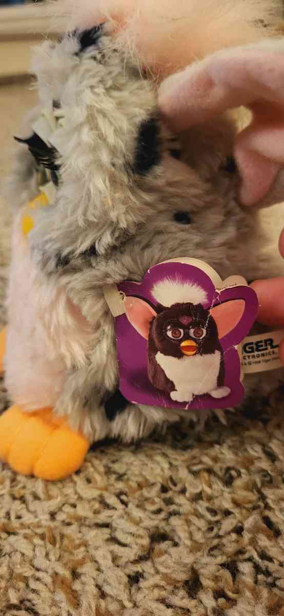 1998 Leopard Furby - Brick, New Jersey - FleaMarketBay