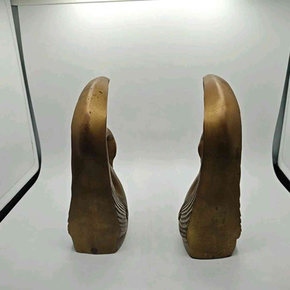 Imperial Swans Brown Drip Glaze Retro Figurines Shelf Decor - Alicia, Arkansas