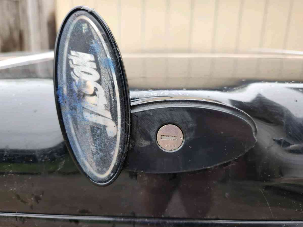 Fiberglass Cover - Dallas, Texas - FleaMarketBay