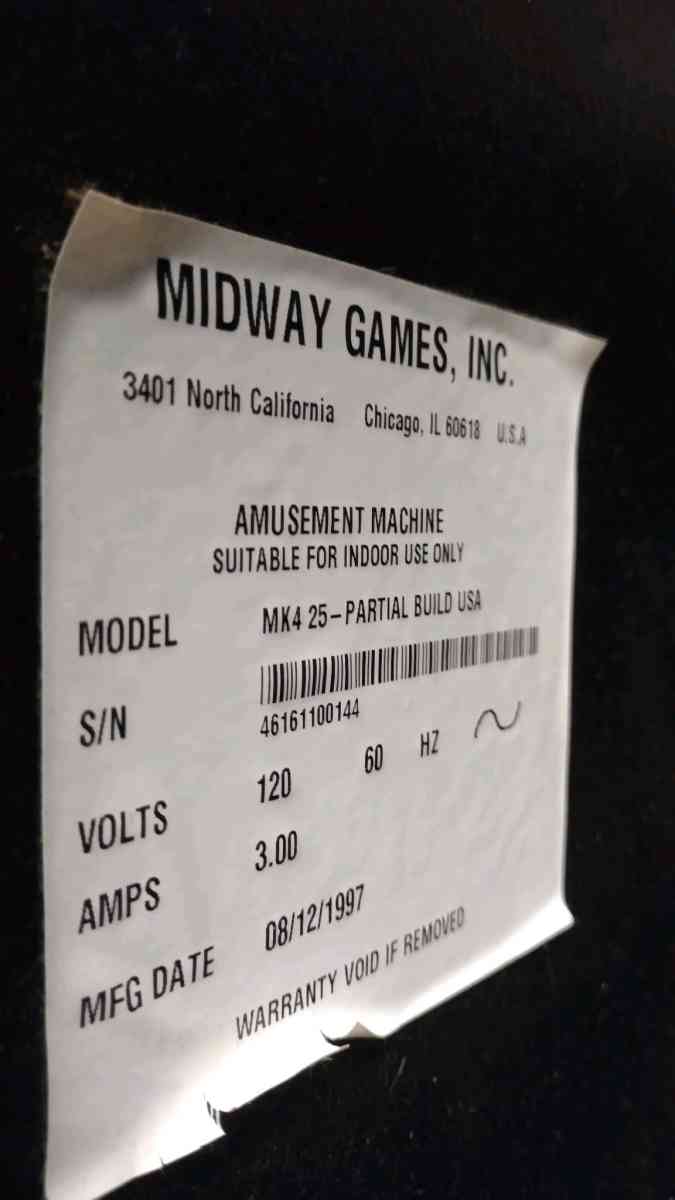 NBA Showtime  NFL Blitz 2000 Arcade Cabinet - Decatur, Alabama - FleaMarketBay