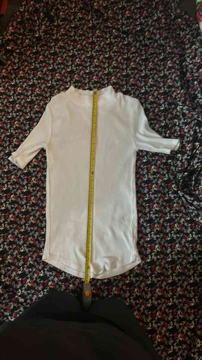 Free People We The Free Womens White Ribbed Turtleneck Size - Atlanta, Georgia - FleaMarketBay