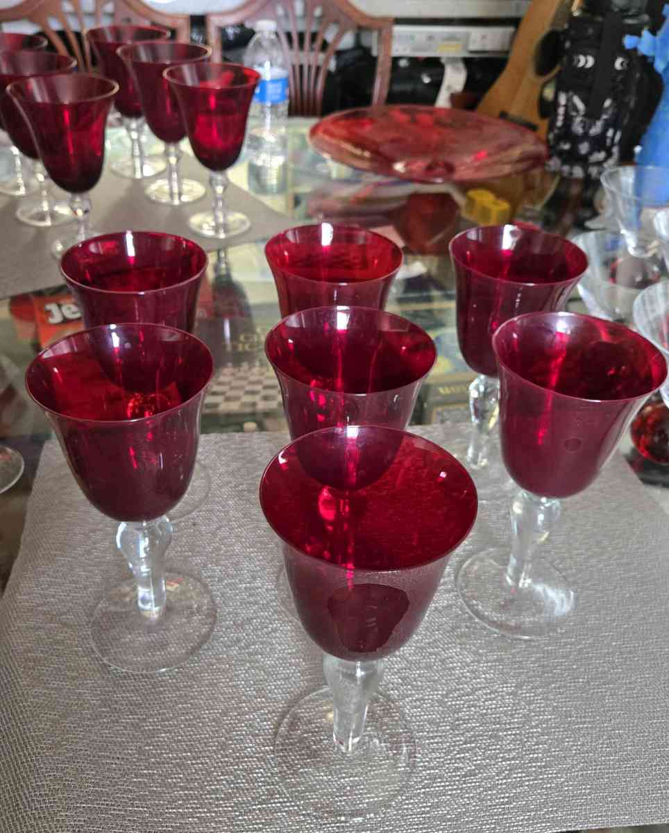 set de copas son 32 piezas - Oceanside, California - FleaMarketBay