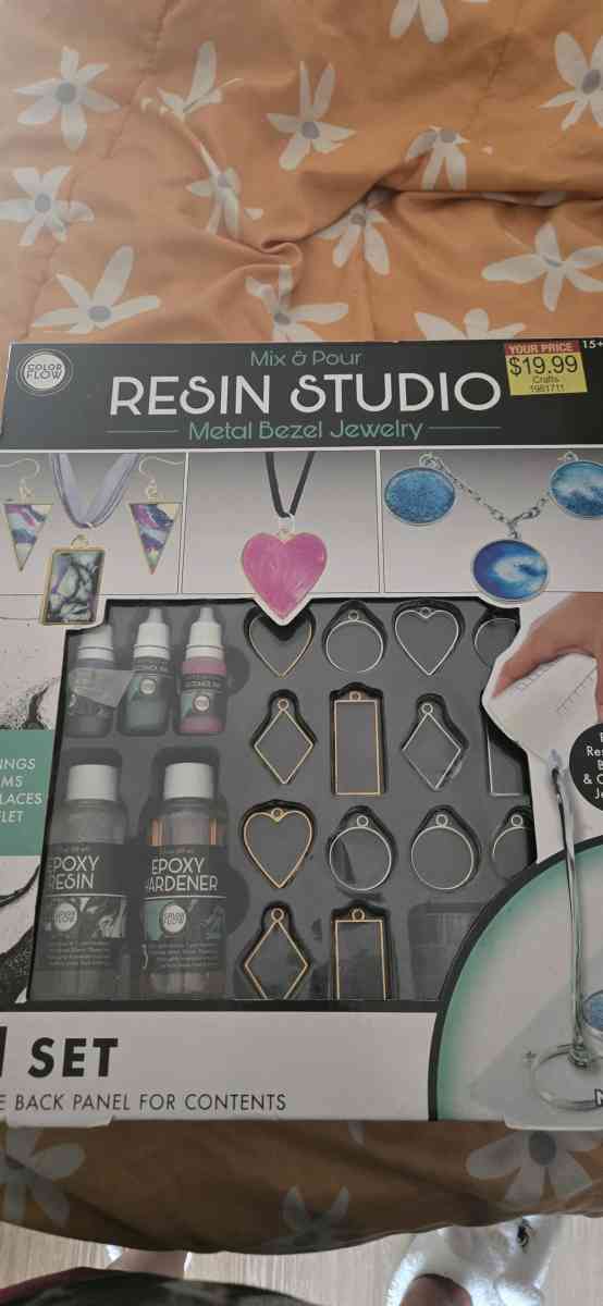 Craft things - Orlando, Florida - FleaMarketBay