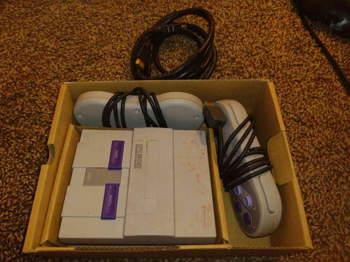 Super Nintendo Classic Edition - Fillmore, California - FleaMarketBay