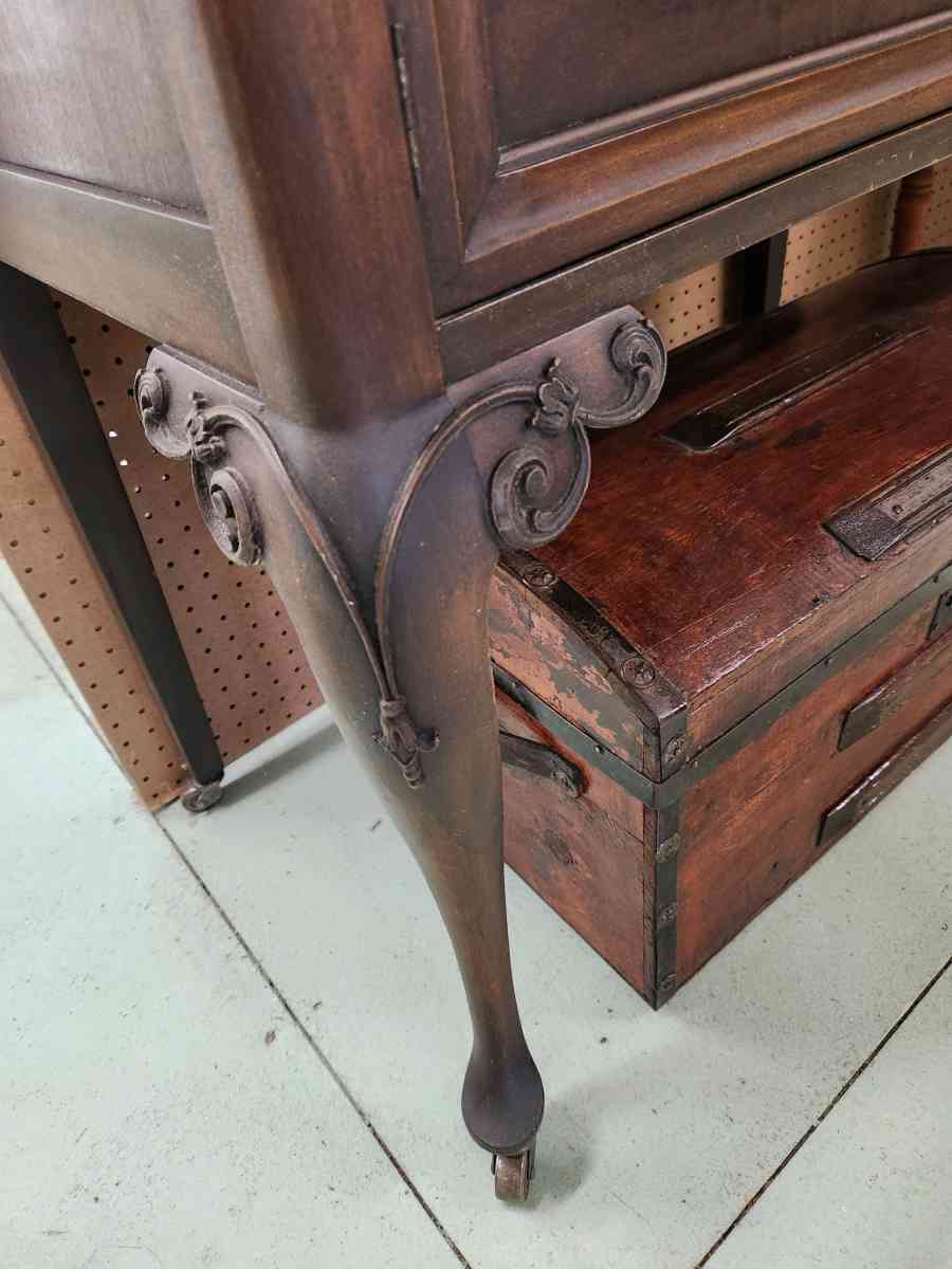 Beautiful antique server buffet or sideboard - Alexander, North Carolina - FleaMarketBay