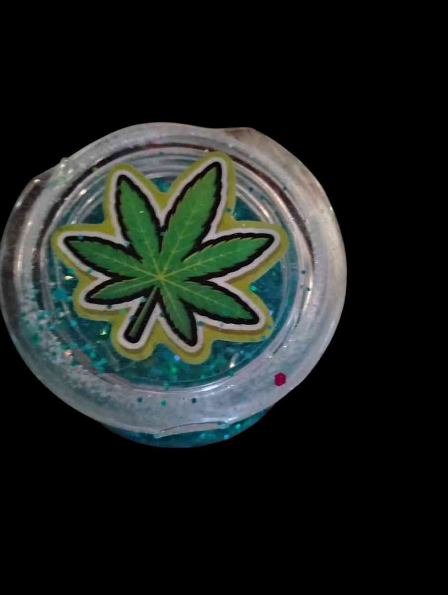 resin pot jar with screw on lid - Alicia, Arkansas