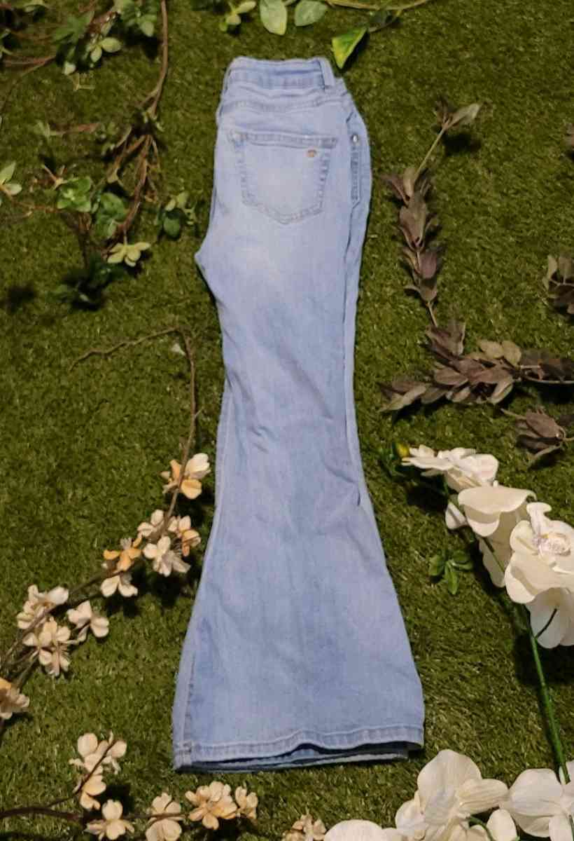 Light Wish Kids Flare Jeans - Baltimore, Maryland - FleaMarketBay