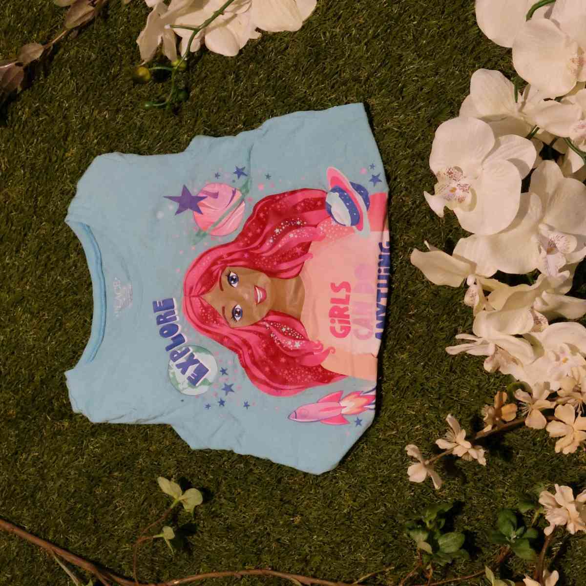 Blue Girls Explore graphic tee - Baltimore, Maryland - FleaMarketBay