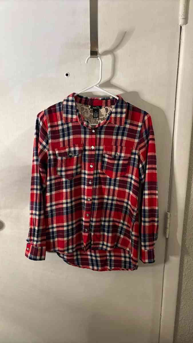 Rue21 Womens Western Lace Plaid Long Sleeve Button Down Top - Atlanta, Georgia - FleaMarketBay