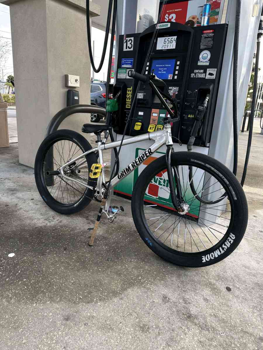 29 se bike - Astor, Florida - FleaMarketBay