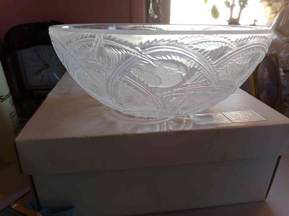 ESTATE SALE LALIQUE CRISTAL PARIS DECORATIVE BOWL BOX INCLUD - North Hollywood, California