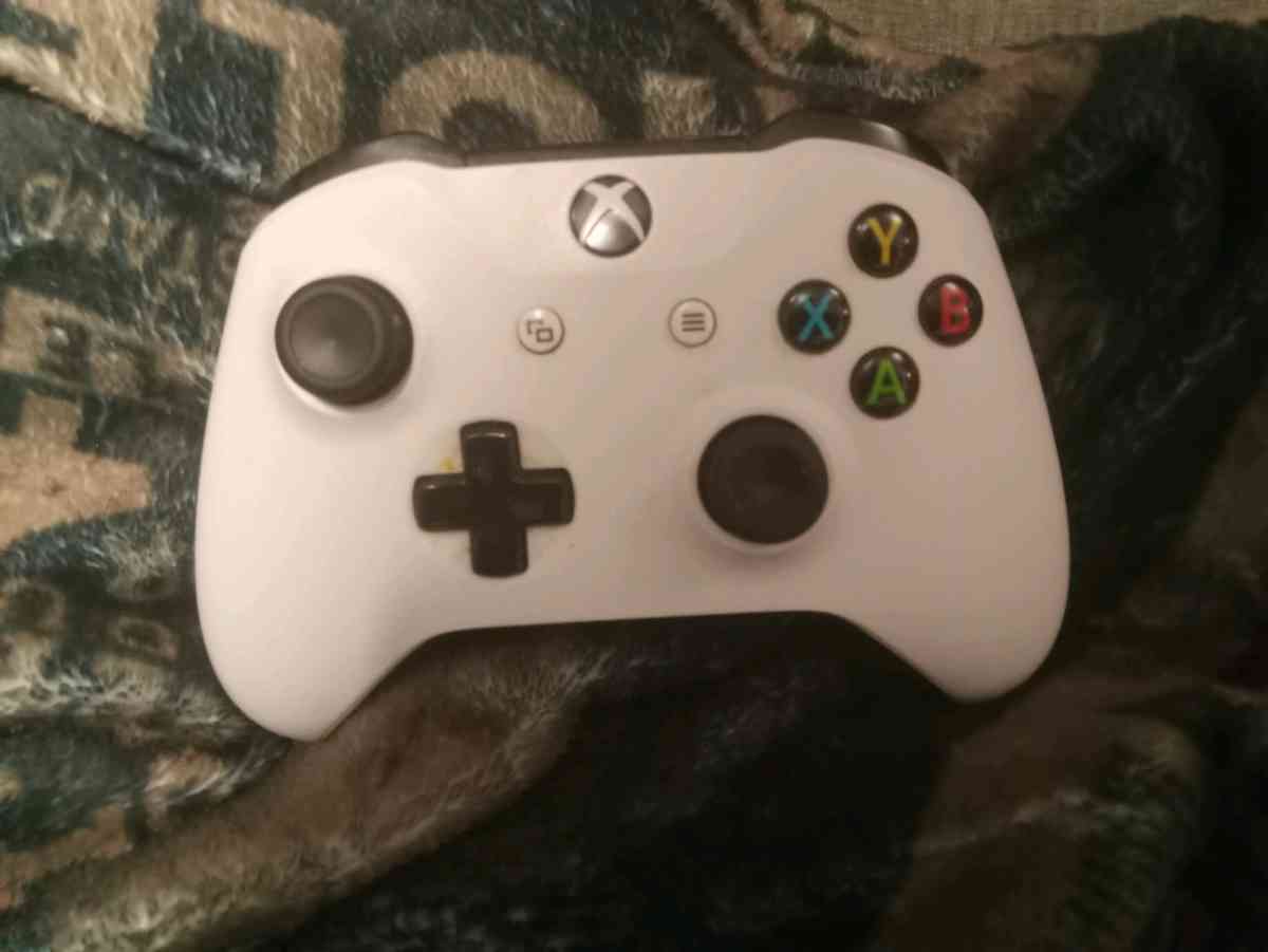 black xbox one series x - Bargersville, Indiana - FleaMarketBay