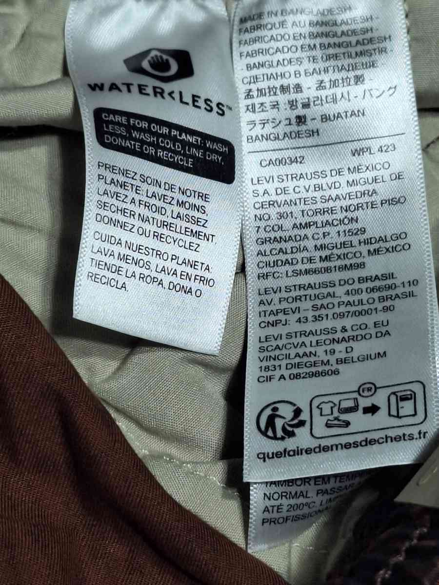 Levis Trail Cargo Shorts Mens Size small 6 Brown Print Draws - Laredo, Texas - FleaMarketBay