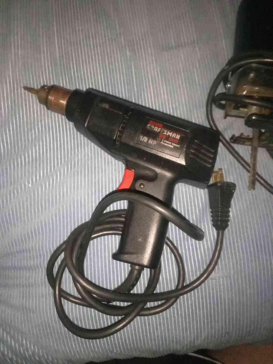 CRAFTSMAN Drill and Saw with brand new 4 pk saw blades - San Jose, California - FleaMarketBay