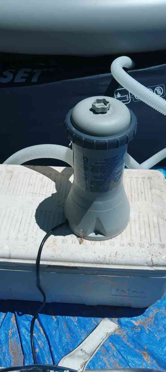 Intex swimming pool - Waskom, Texas - FleaMarketBay