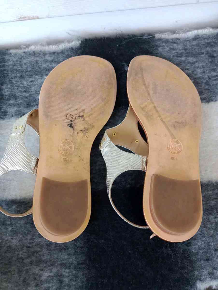 MICHAEL Michael Kors Plate Sandal Gold Metallic Snake Womens - Frostproof, Florida - FleaMarketBay