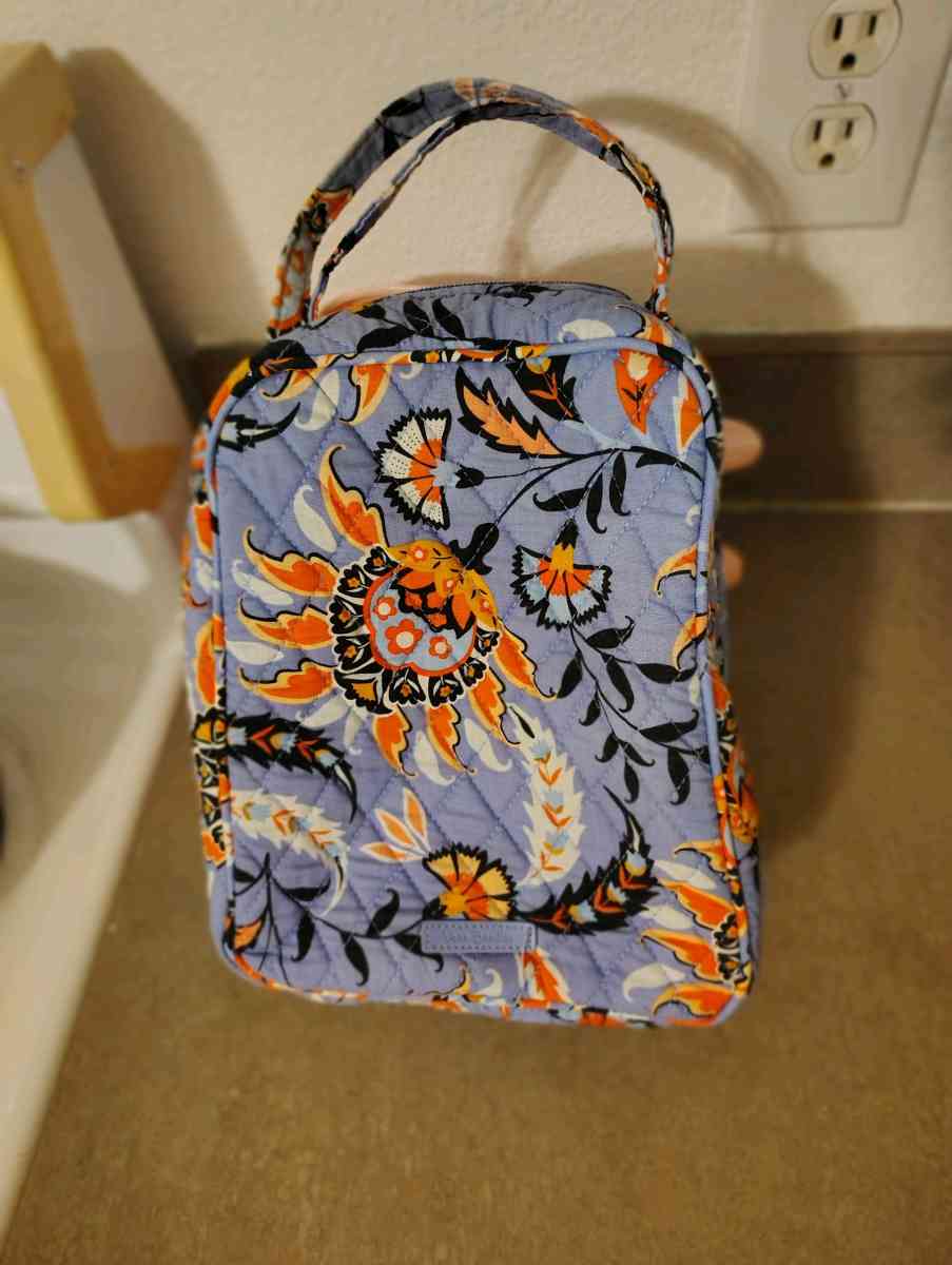 brand new Vera Bradley iconic Paisley lunch box - Kissimmee, Florida - FleaMarketBay