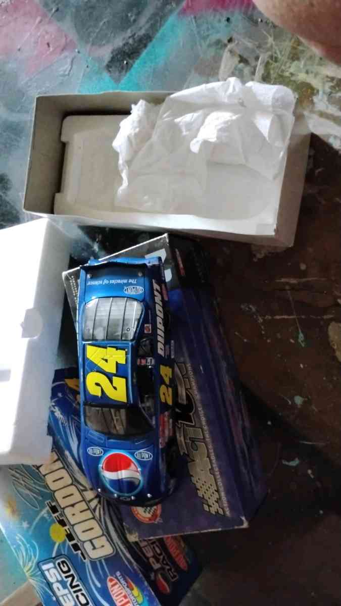 die cast cars still in the boxes collectors editJeff Gordon - Dike, Texas - FleaMarketBay