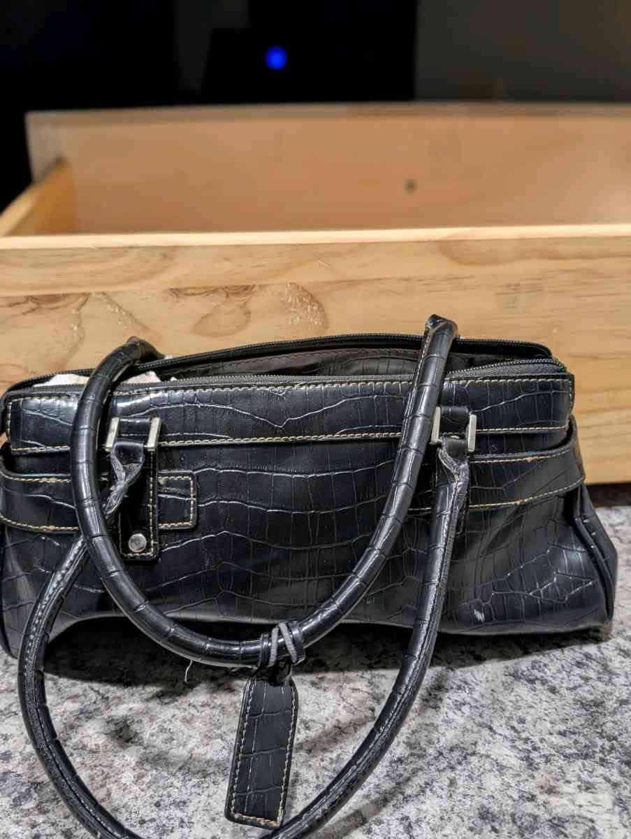 Prada Black Leather Purse with Structured Design - Baltimore, Ohio - FleaMarketBay