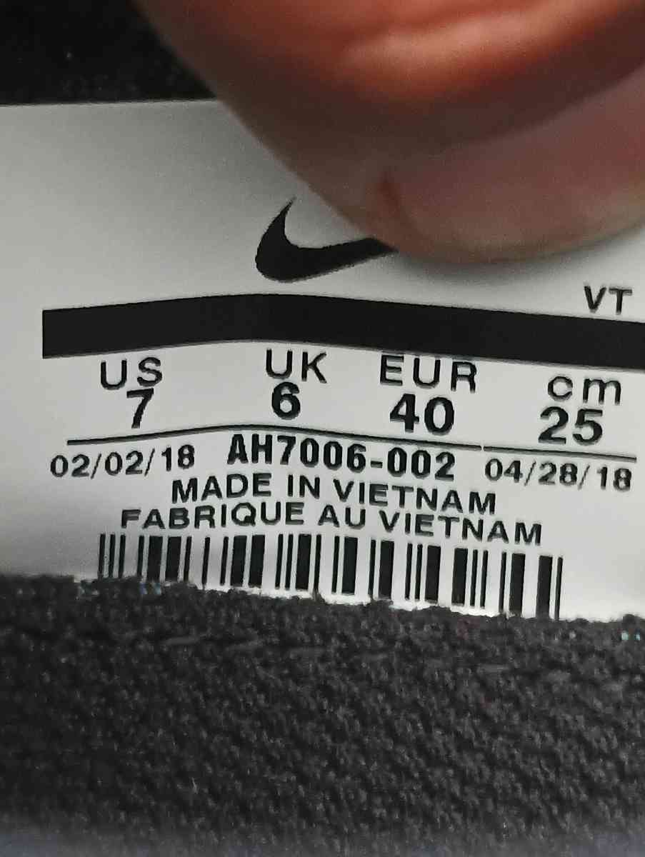 NIKE AIR VAPORMAX size 7 for women - Frostproof, Florida - FleaMarketBay