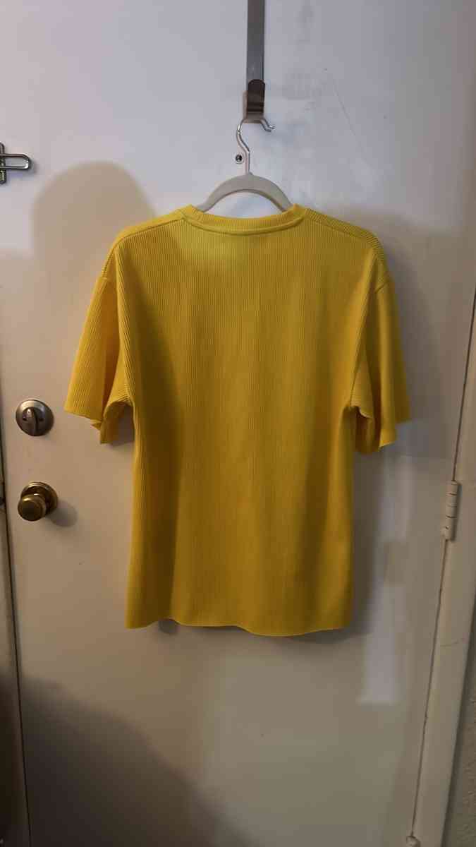 ZARA Yellow Ribbed Crewneck Top Short Sleeve Size Small - Atlanta, Georgia