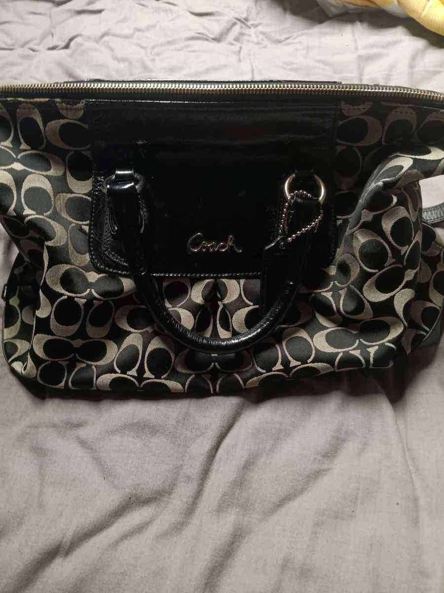 coach handbag - Belleview, Florida - FleaMarketBay